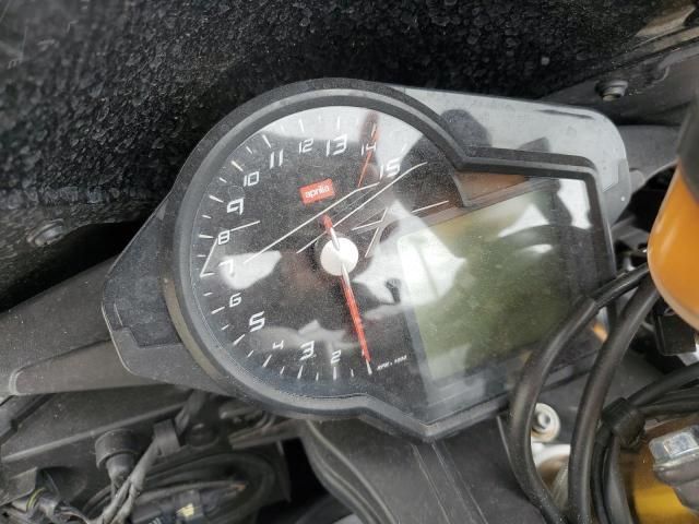 2014 Aprilia RSV4 R