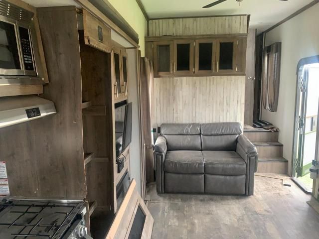 2019 Wildwood 2019 Foresriver SABRE31IKT