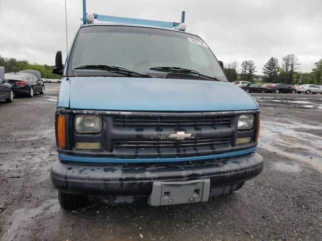 2002 Chevrolet Express G2500