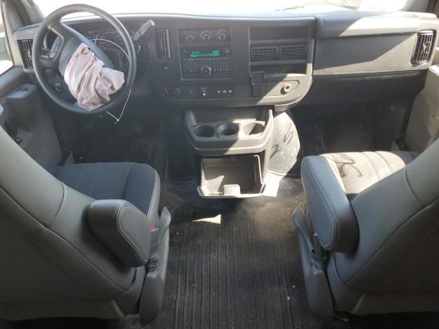 2020 Chevrolet Express G2500