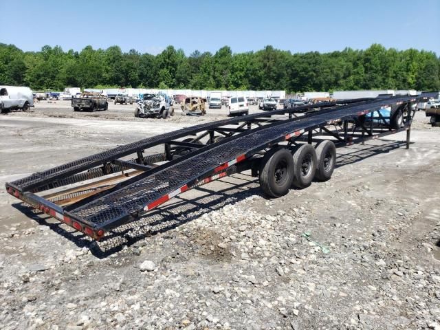 2004 East Manufacturing Trailer