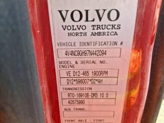 2007 Volvo VNL Semi Truck