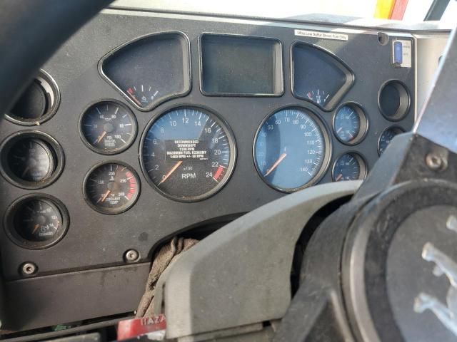 2012 Mack 600 CXU600