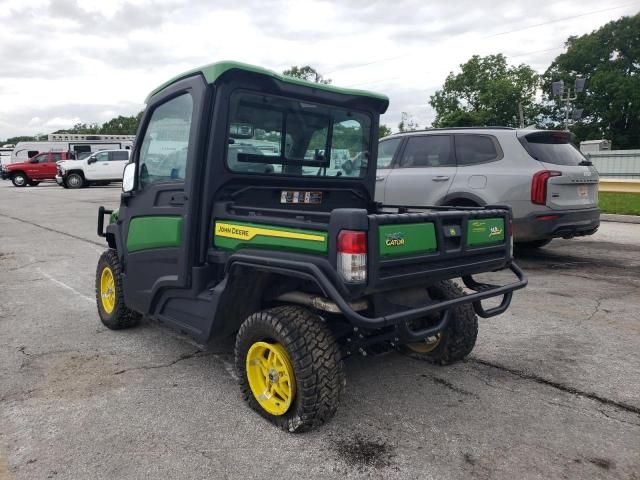 2022 John Deere XUV835R