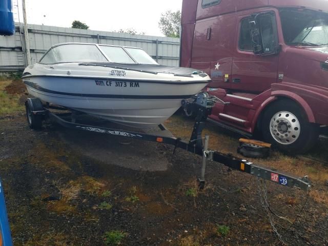 2006 Maxum Boat