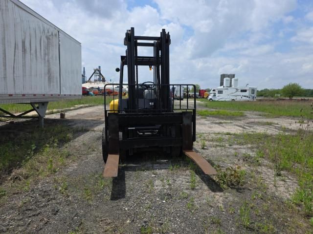 2000 Komatsu FG70