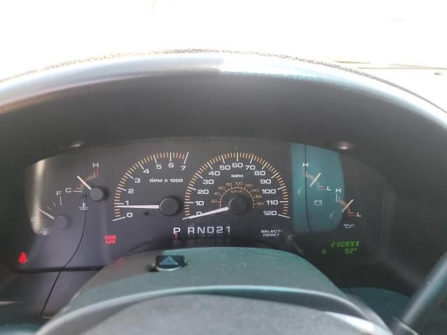 2003 Ford Expedition XLT