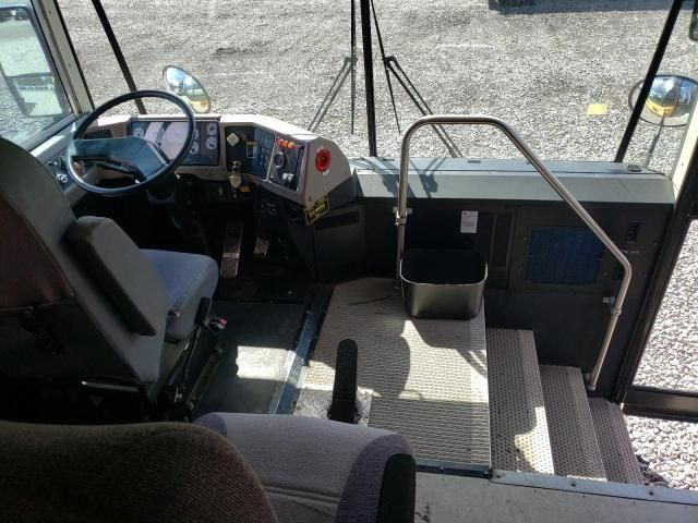 2014 Ic Corporation 3000 RE