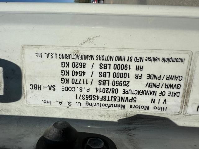 2015 Hino 258 268