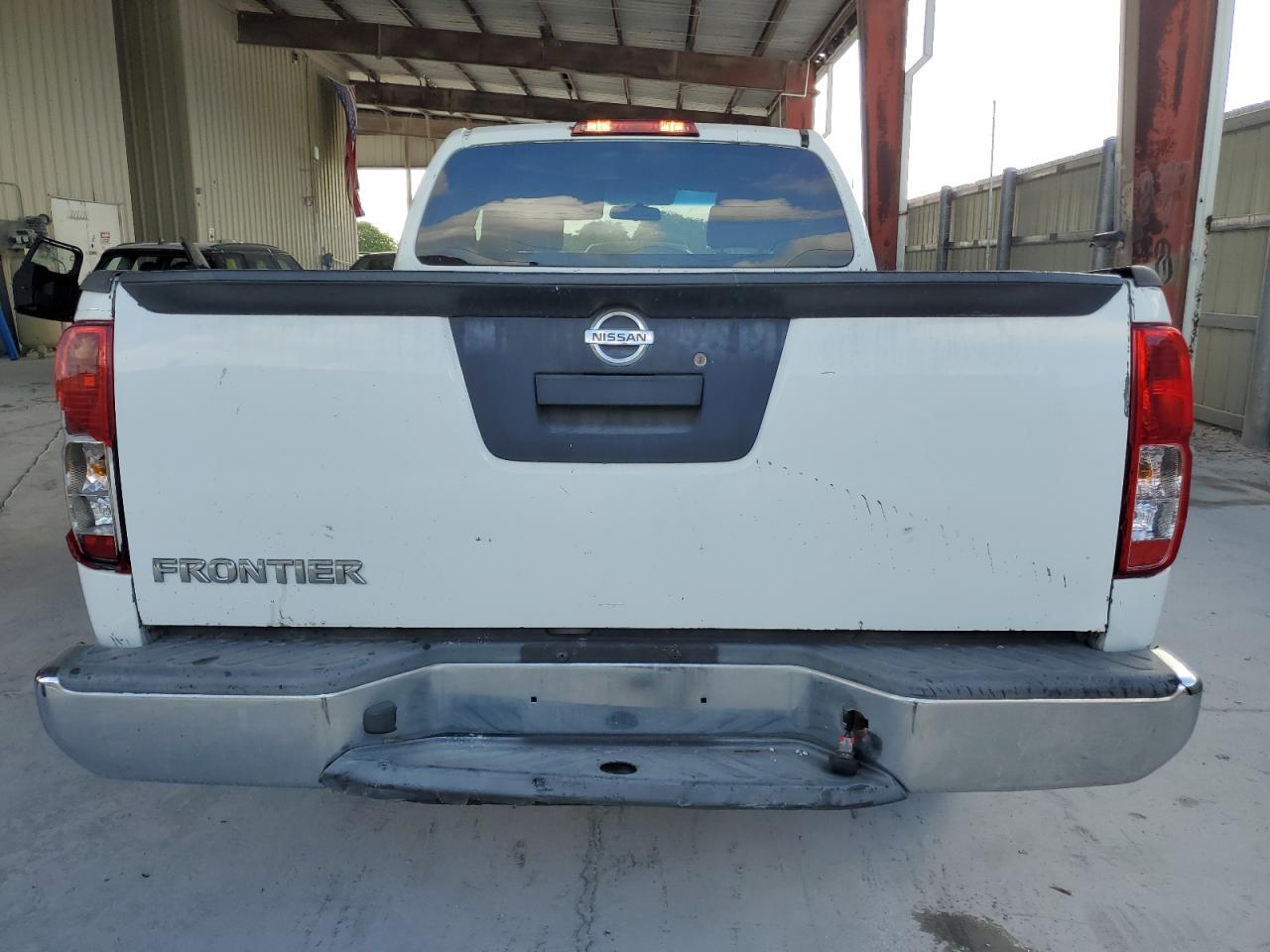 2014 Nissan Frontier S