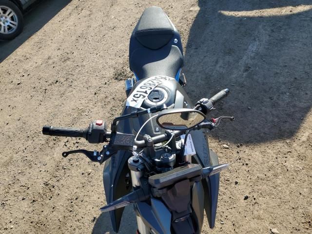 2024 Suzuki GSX800 R