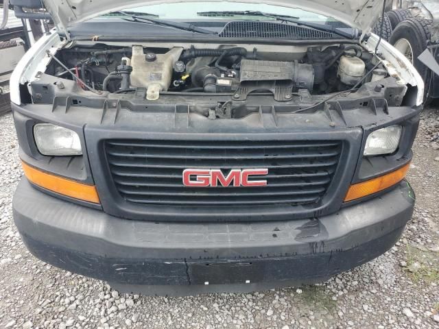 2012 GMC Savana Cutaway G3500