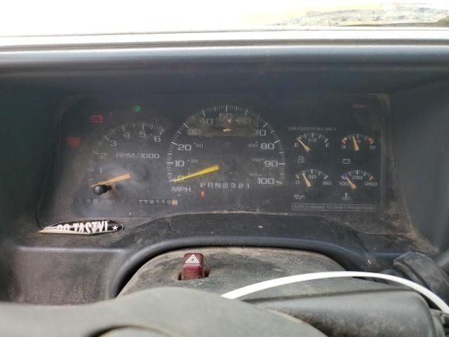 2000 Chevrolet GMT-400 C3500