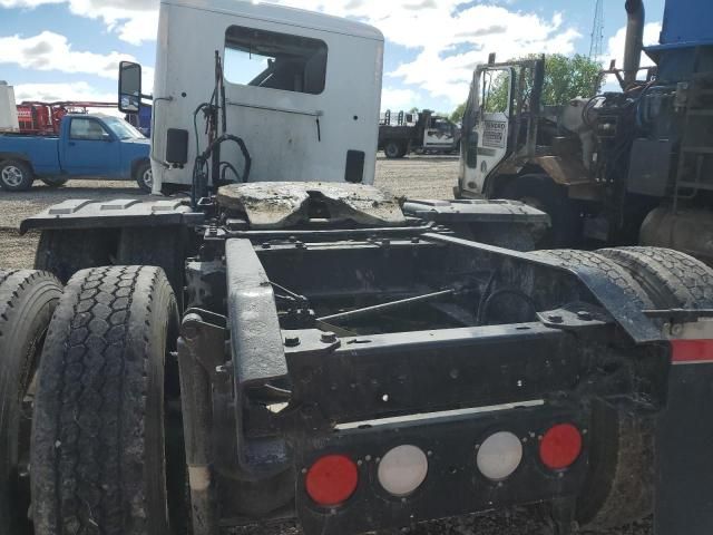 2016 Kenworth Construction T880