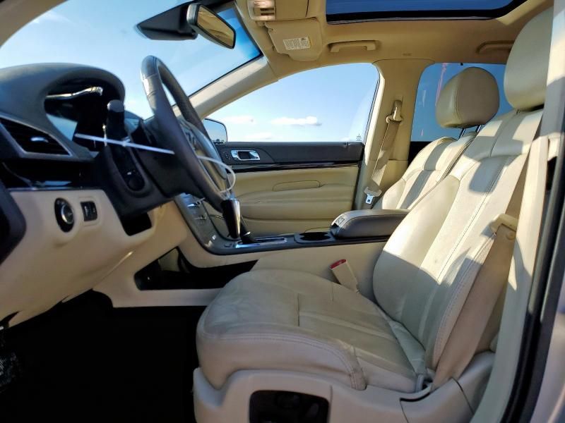 2019 Lincoln MKT
