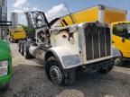 2008 Peterbilt 389 Semi Truck