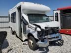 2013 Ford Econoline E450 Super Duty Cutaway Van