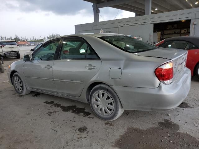 2005 Toyota Camry LE