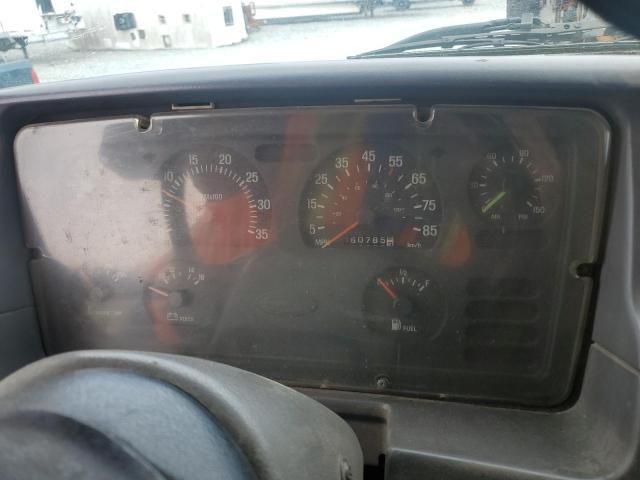 2000 Sterling L9500 1DUMP Truck