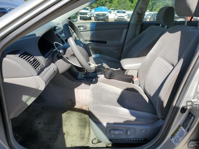 2005 Toyota Camry LE