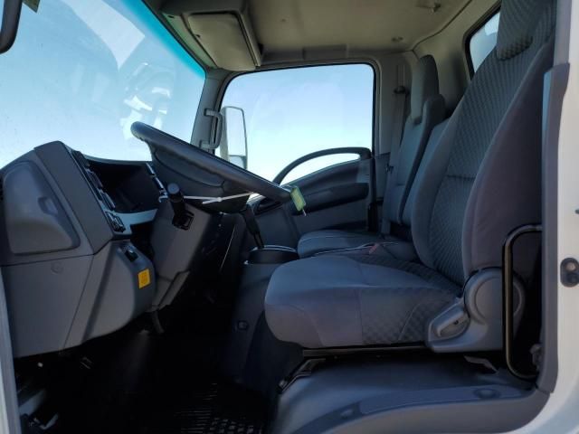 2009 Isuzu NPR