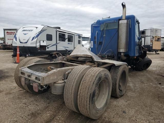 2007 Freightliner Columbia Semi Truck