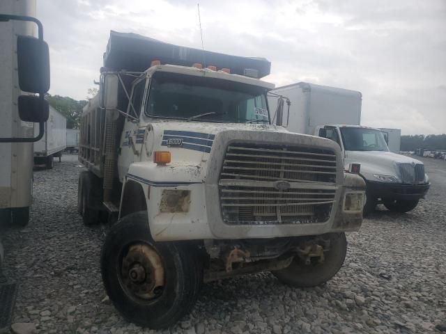 1990 Ford LT8000 Dump Truck