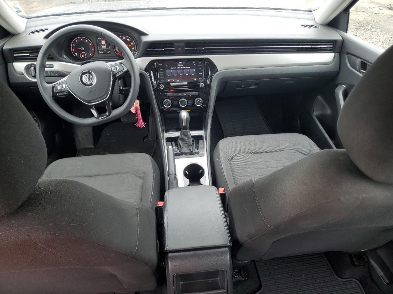 2021 Volkswagen Passat s