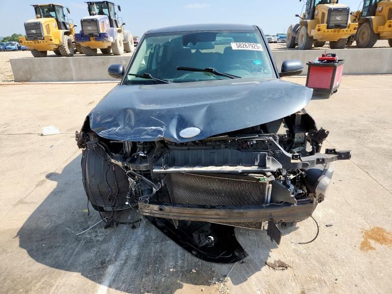 2020 KIA Soul GT Line
