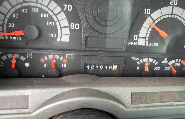 2000 GMC C-SERIES C7H042
