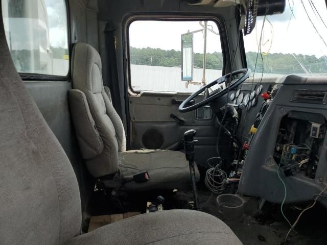 2010 Western Star 2010 Western Star 4900 Semi Truck