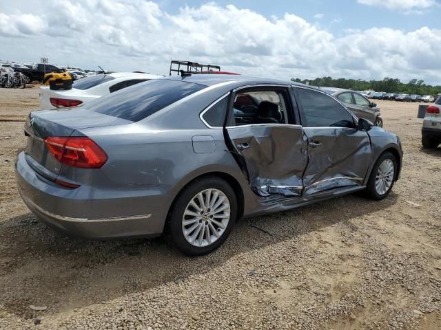 2016 Volkswagen Passat SE