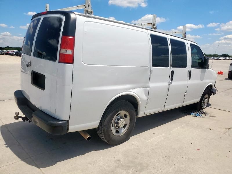 2017 Chevrolet Express G2500