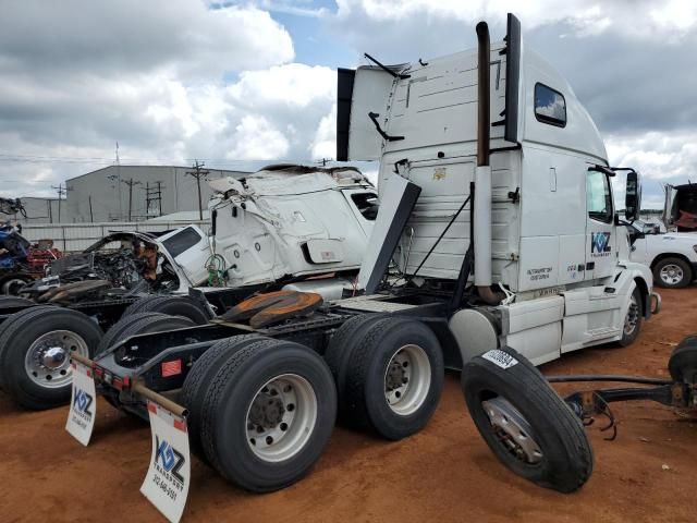 2017 Volvo VNL Semi Truck