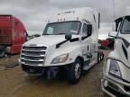 2018 Freightliner Cascadia 126