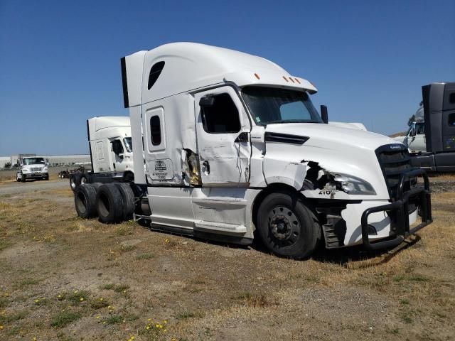 2018 Freightliner Cascadia 126