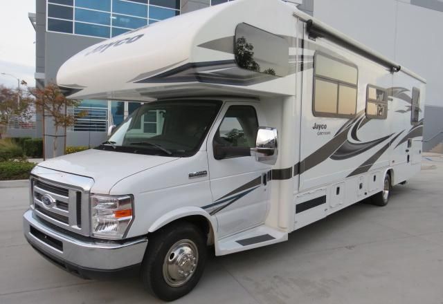2019 Ford Econoline E450 Super Duty Cutaway Van