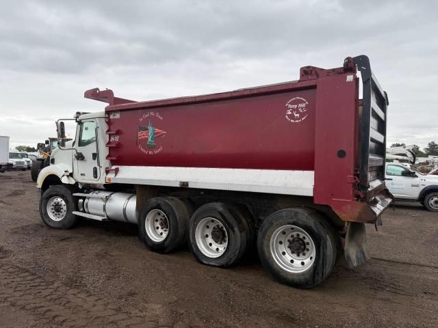 2019 International HX620