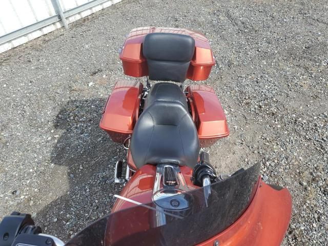 2011 Harley-Davidson Flhx