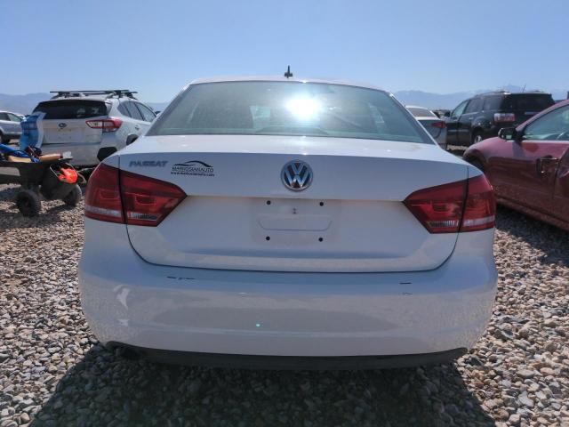 2013 Volkswagen Passat S