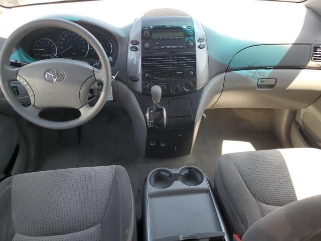 2008 Toyota Sienna CE