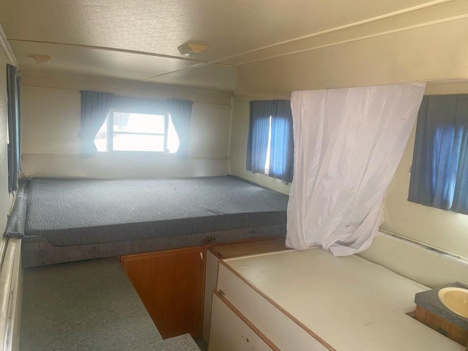 2005 Trail King Trailmanor