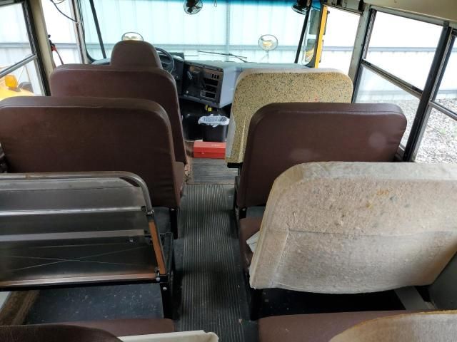 2015 Ic Corporation 3000 CE