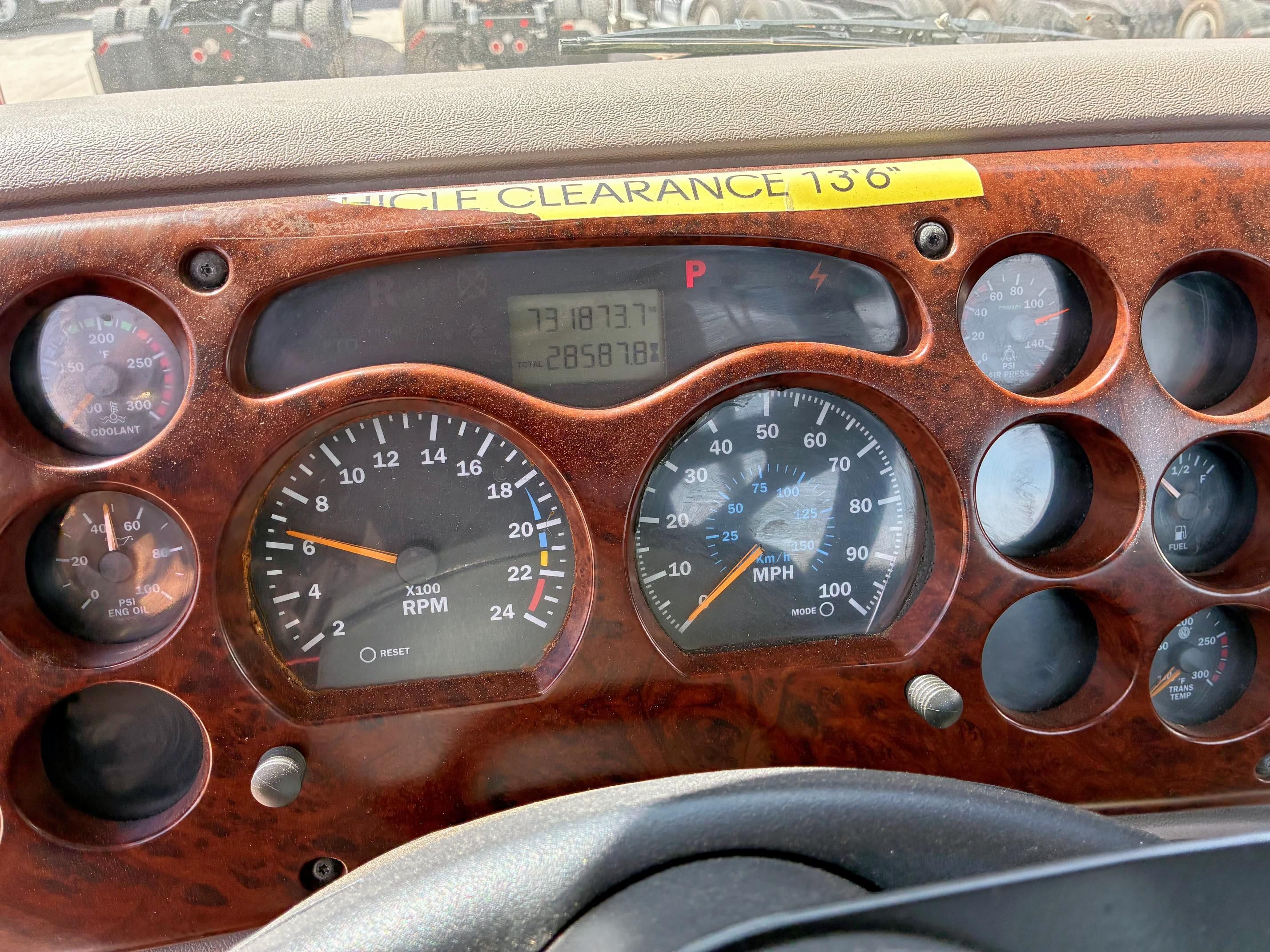 2006 Mack 600 CXN600