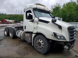 Freightliner Vehiculos salvage en venta: 2019 Freightliner Cascadia 126 Semi Truck