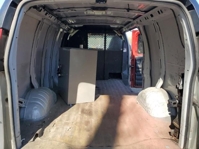 2010 Chevrolet Express G2500