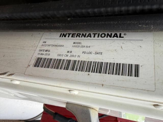 2019 International HX620