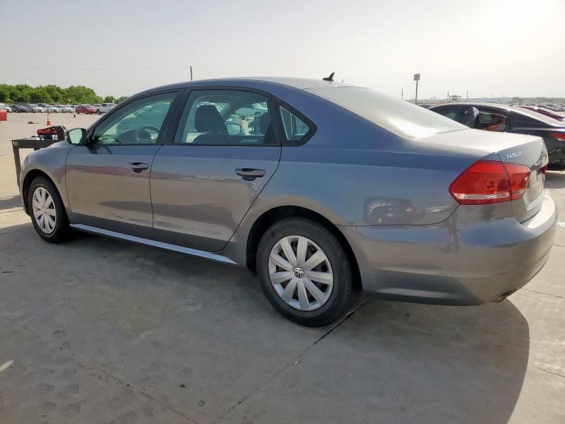 2013 Volkswagen Passat S