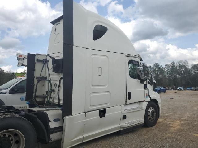 2020 Freightliner Cascadia 126 Semi Truck