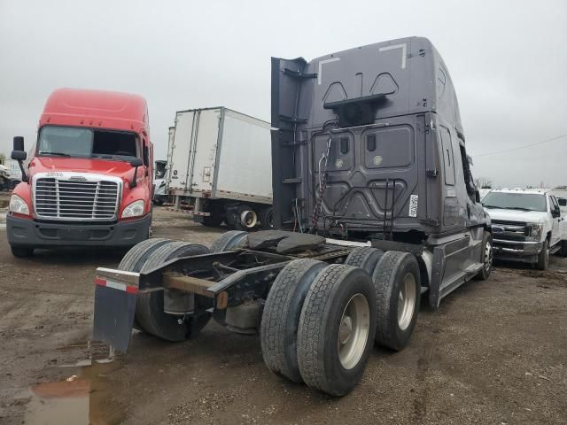 2017 Freightliner Cascadia 125